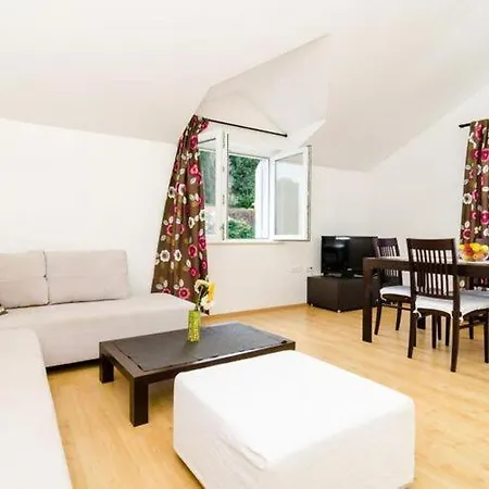 Nikola - One Bedroom With Two Balconies And Sea View Relax *