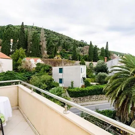 Nikola - One Bedroom With Two Balconies And Sea View Relax Dubrovnik
