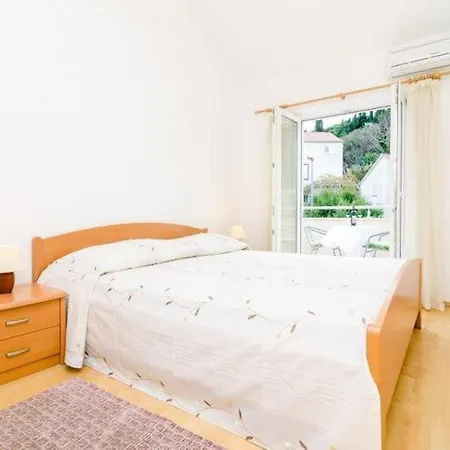 Nikola - One Bedroom With Two Balconies And Sea View Relax 公寓 *